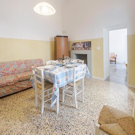Casa Vacanze Penelope Alessano Exteriör bild